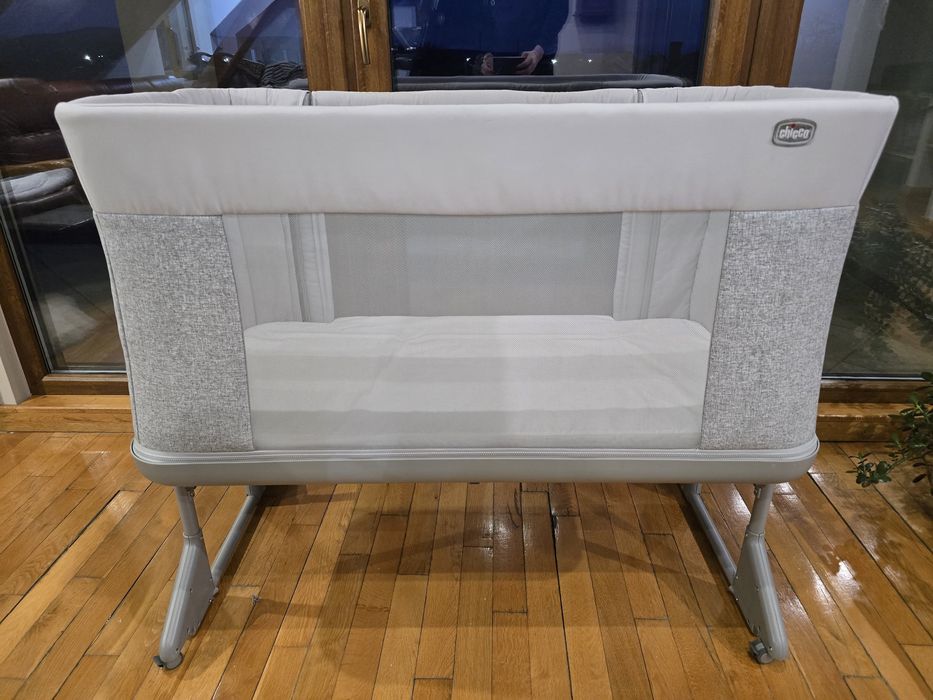 Vand patut chicco next to me forever