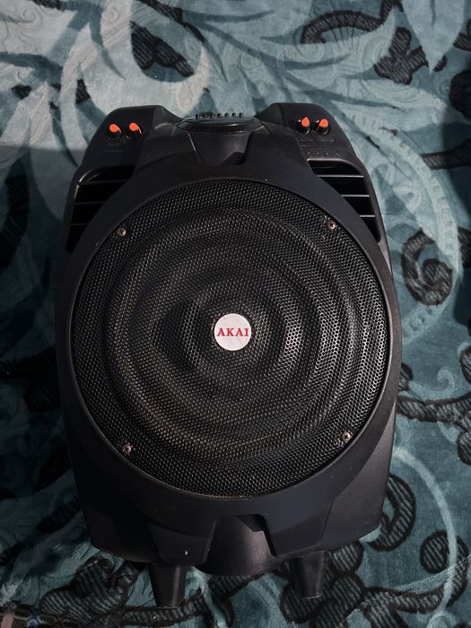 Vand boxa akai SS023A-X10