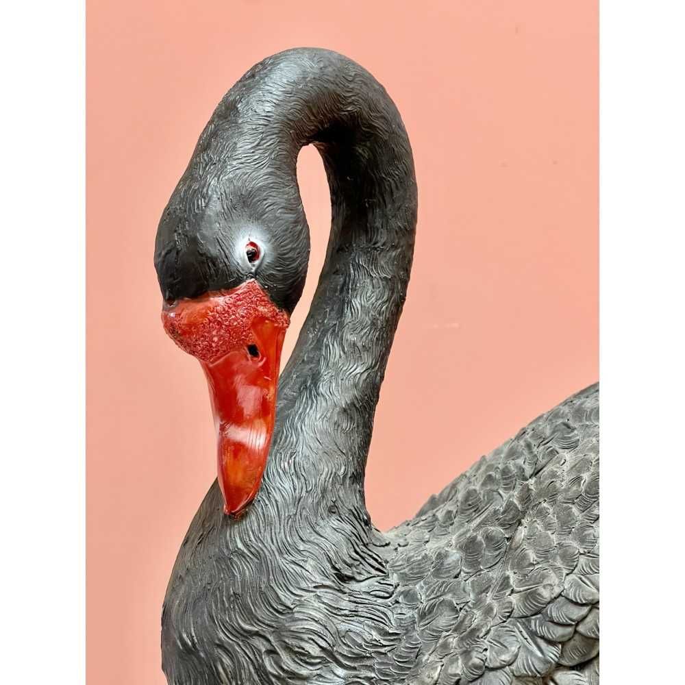 Декоративна фигура - Черен лебед