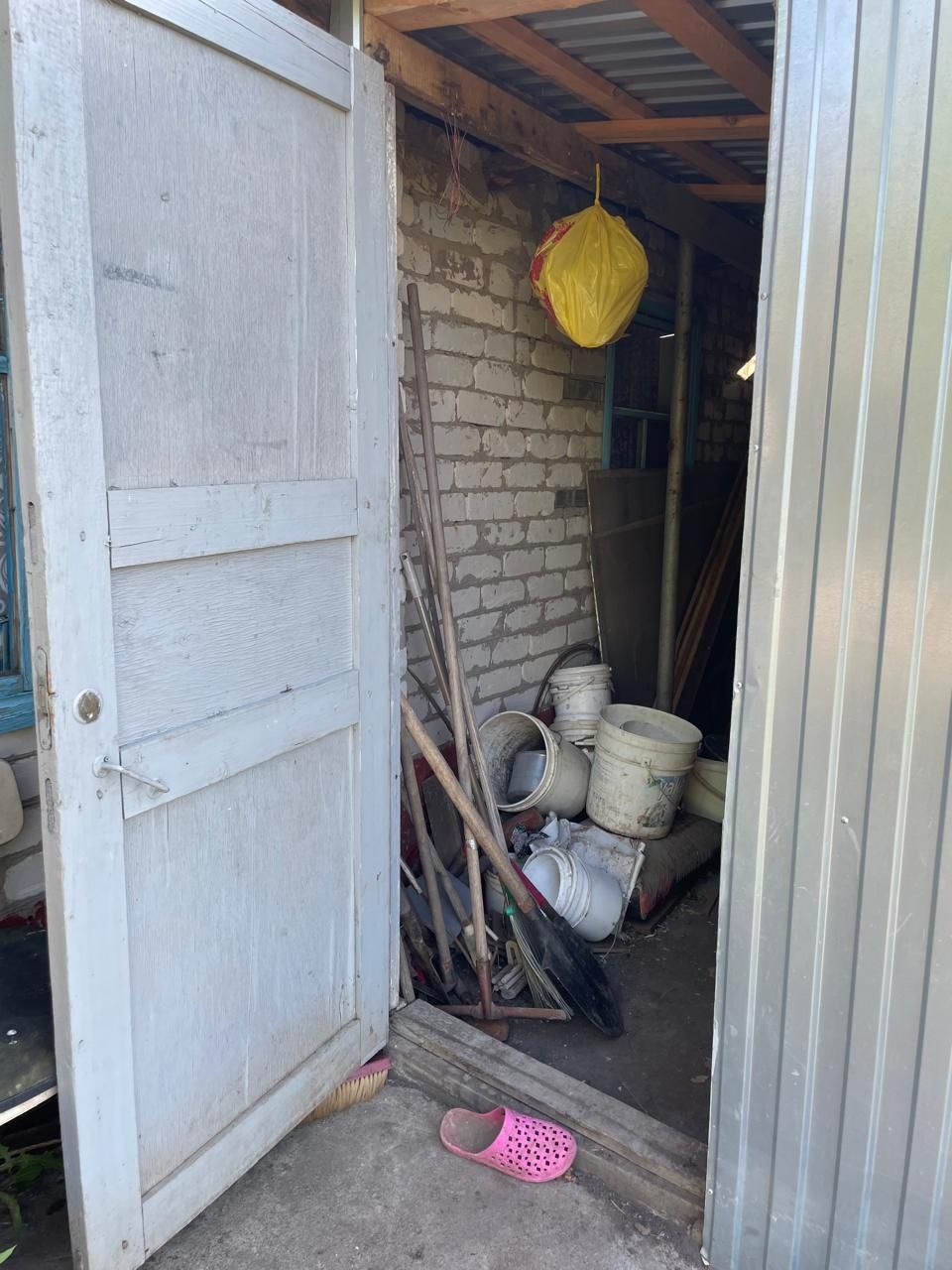 Продам Дачу, в районе 2ой дачной, маршрут 23 Б,