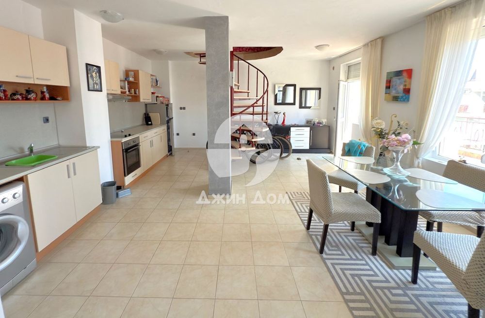 Продава се Мезонет в к.к. Слънчев бряг - 164 кв.м за 946 €/кв.м - Снимка #1