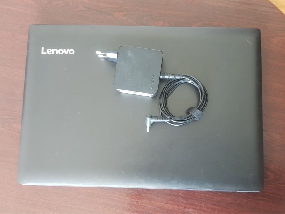 Lenovo V320 лаптоп