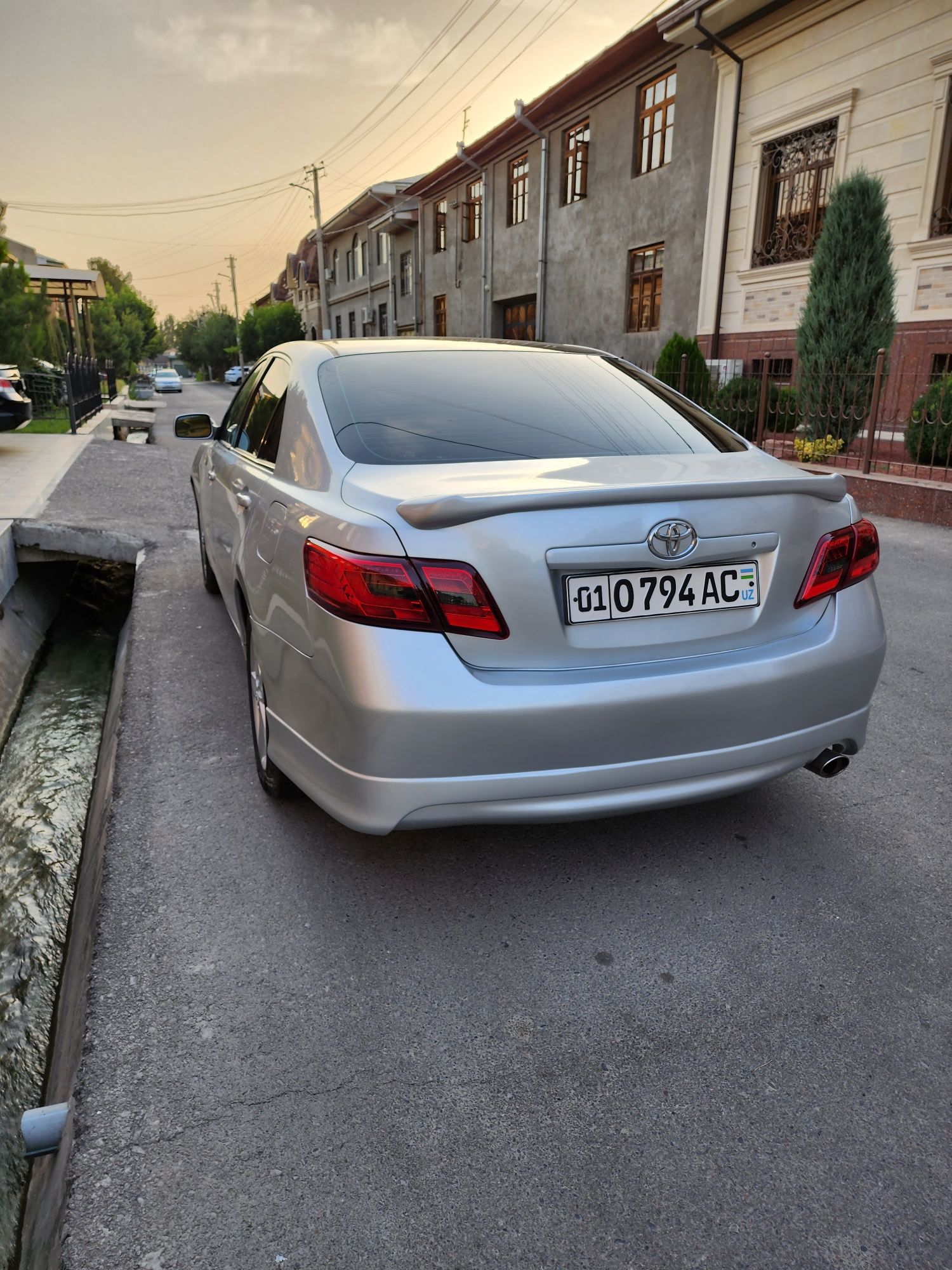 Toyota Camry 2007 srochno prodoyotsya probeg 164000 km