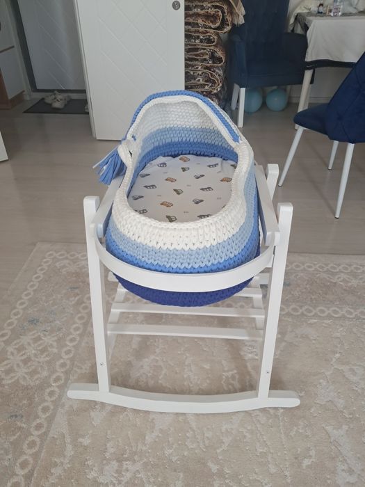 Люлька для новорождённого ребёнка