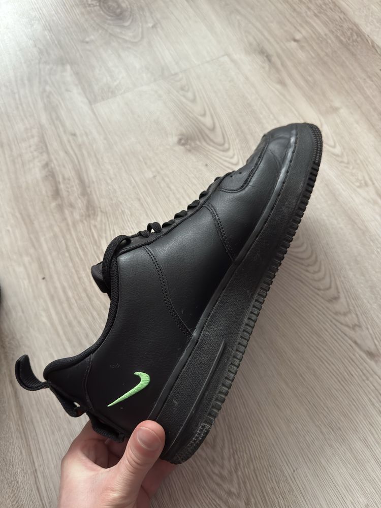 Продават се AF1 Utility Pink