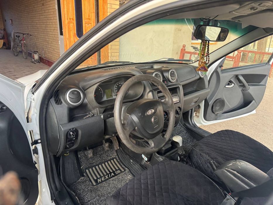 Лада гранта 2015 1.6 бензин метан