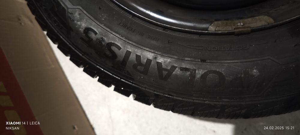 Оригинални джанти hyundai 15. С гуми185.65.R15T и тасове.