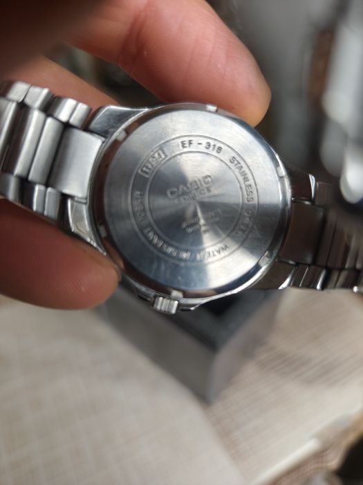 Часовник Casio edifice