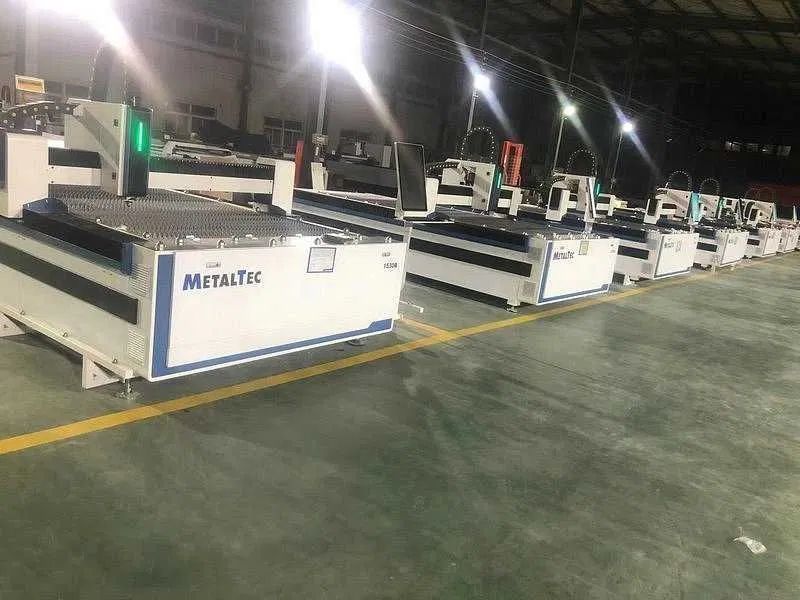 Оптоволоконный лазер по металлу