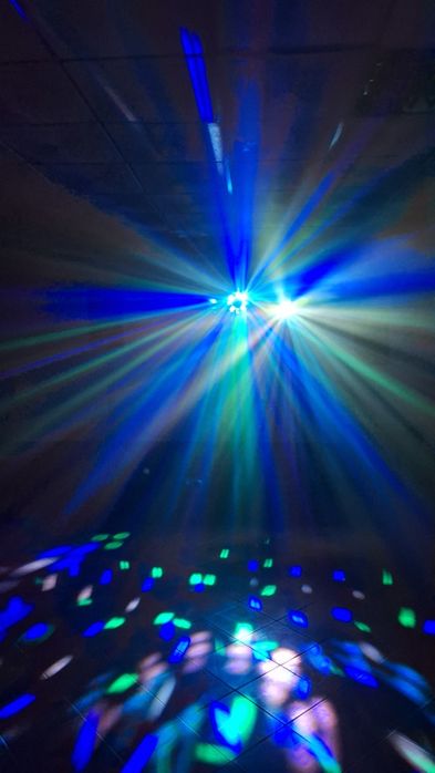 Vând sistem pentru petreceri