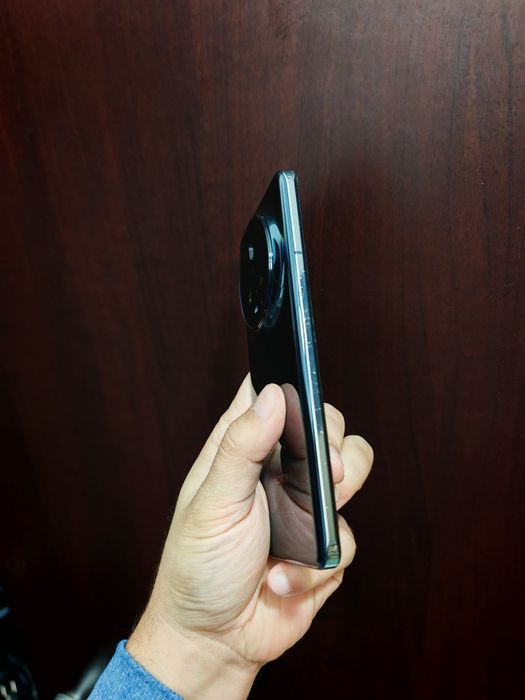 Honor magic 5 pro Black 256GB RAM 12GB / Бартер