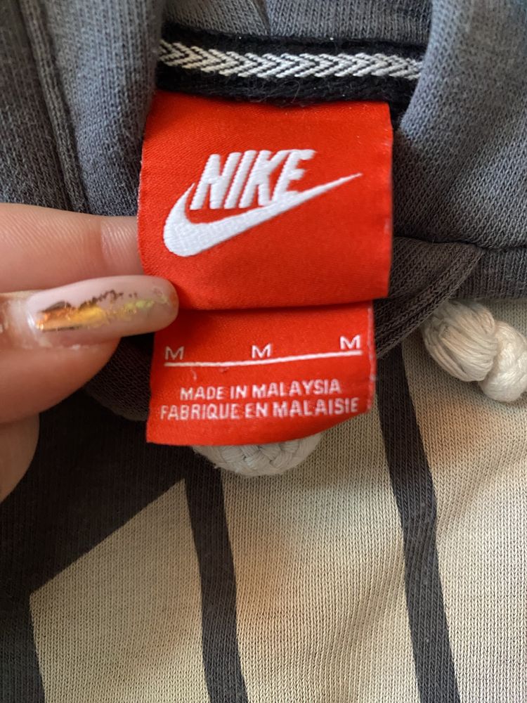 Женско горнище на Nike