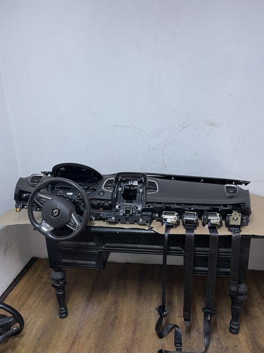 Plansa bord + airbaguri Renault Espace 5 V + centuri complet 2016-2023