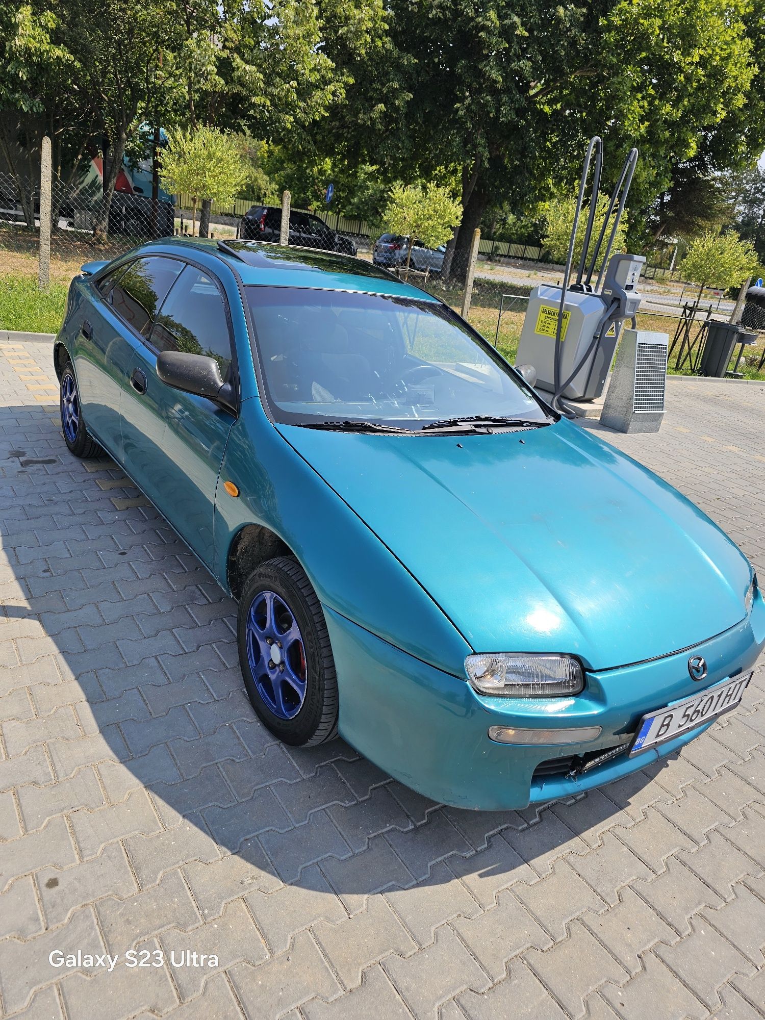 Mazda 323f 1.5i газ/бензин