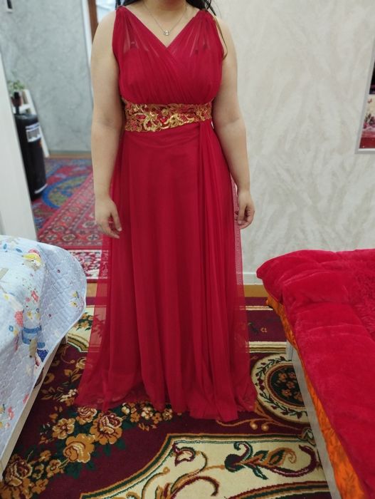 Вечерняя платье.