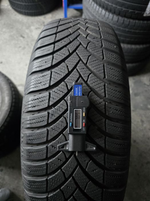 Semperit 215/70 R16 100T MS iarnă