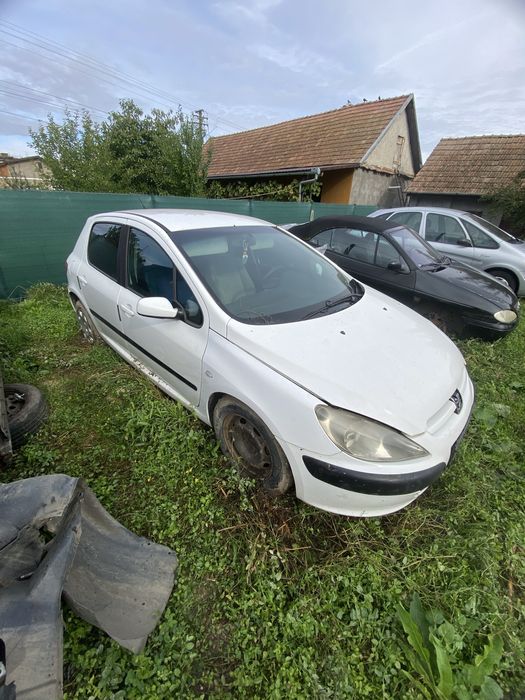 Piese Peugeot 307 an 2005 motor 1.6 i benzina!bara fata completa,usa