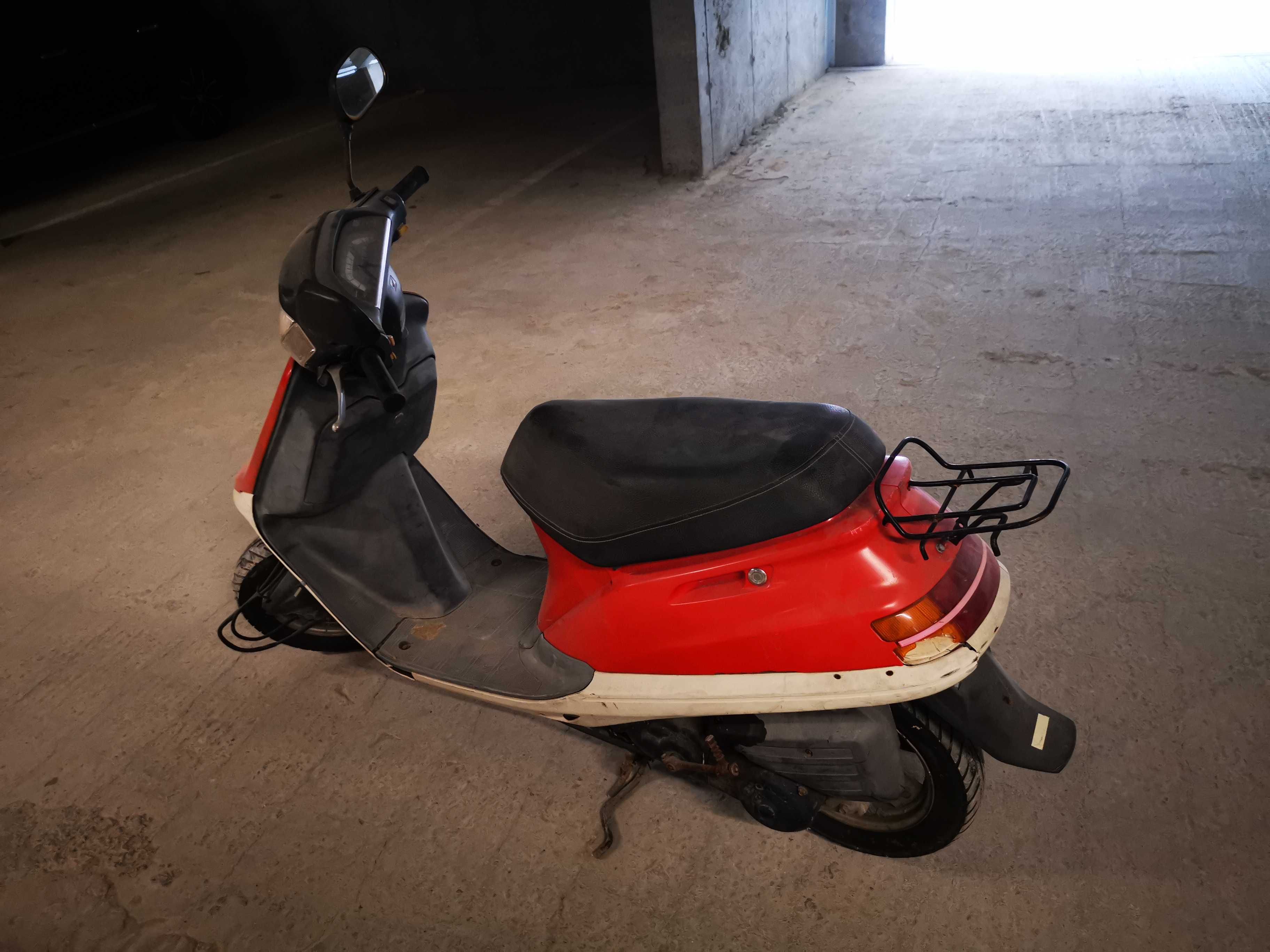 Продавам Хонда такт цял за части. Honda tact 50