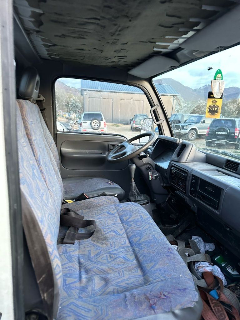 Vând camioneta  basculabila
