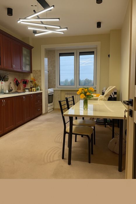 Продам уютную квартиру с мебелью Водник 2/60/4/9