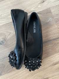 Черни обувки балеринки за момиче