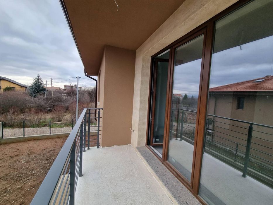 Еднофамилна къща