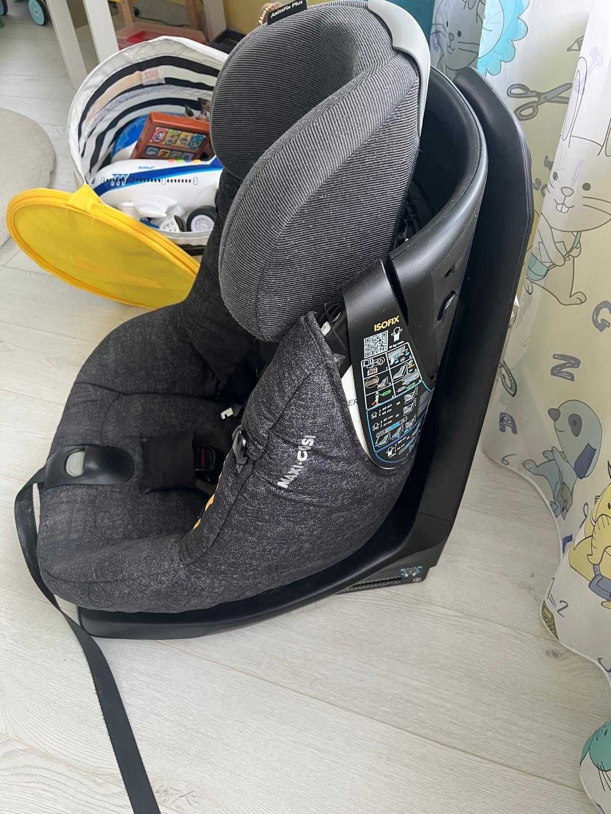 Maxi-Cosi AxissFix Plus – въртяща седалка за кола от 0 до 4 г.
