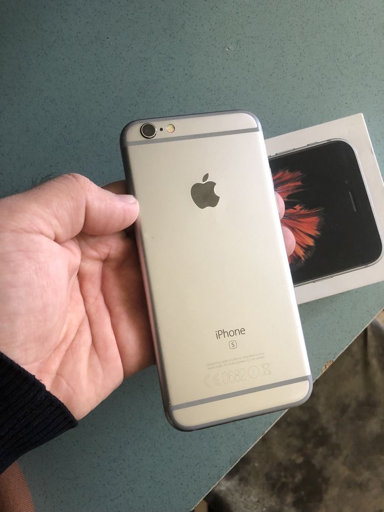 IPhone 6S 16GB с коробкой