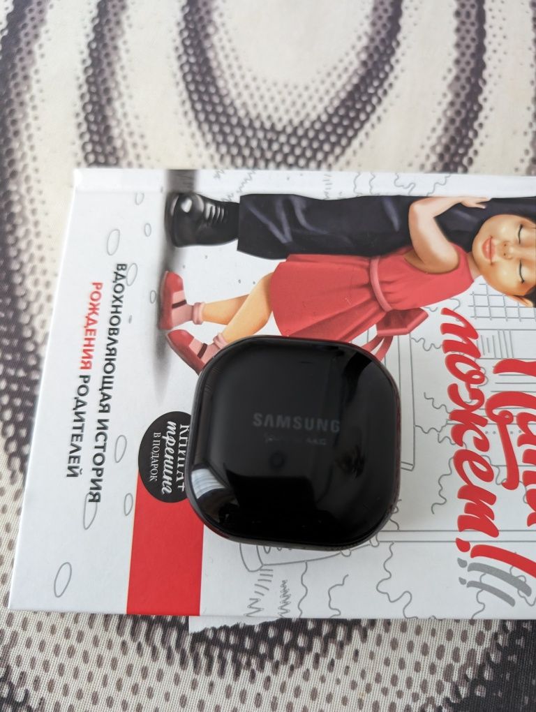 Samsung buds live