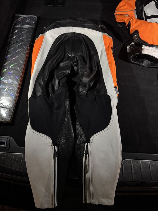 Vand costum moto IXS marimea 50