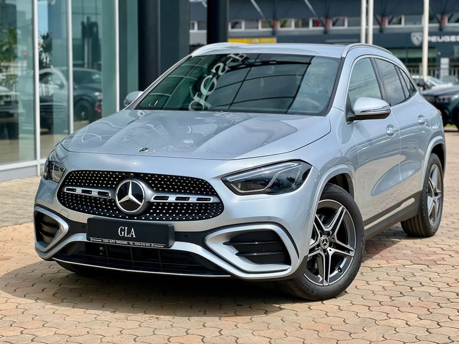Mercedes-Benz GLA Pachet AMG / Multibeam LED / Burmester
