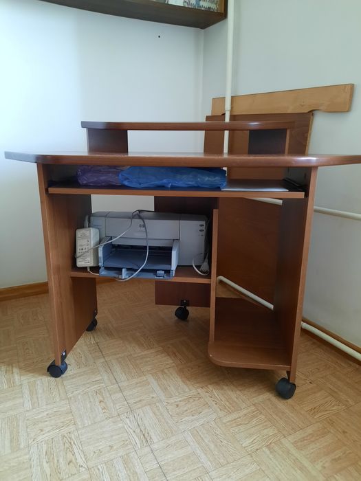 Компьтерный стол