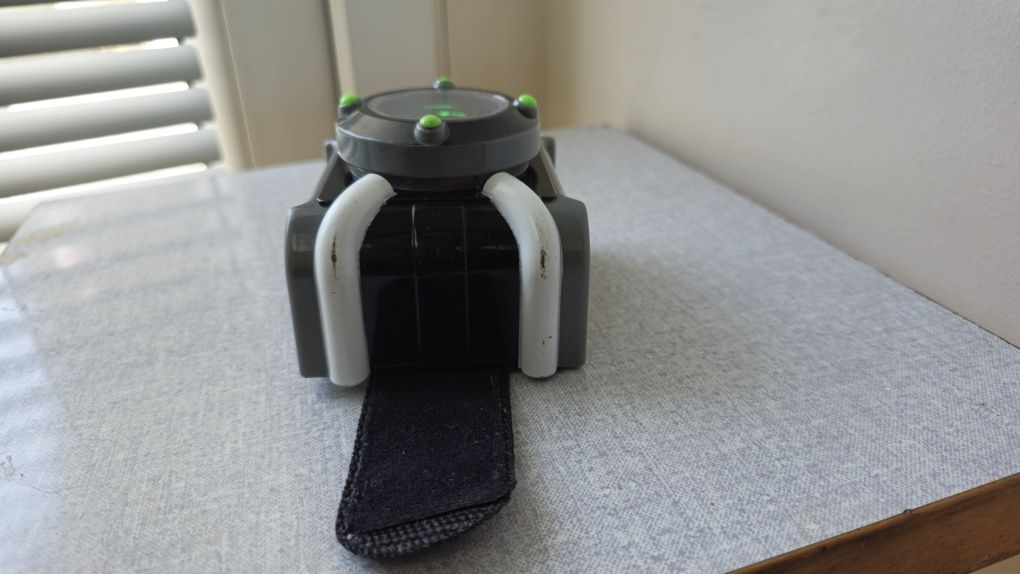 BEN 10 Часовник DELUXE OMNITRIX 76931E