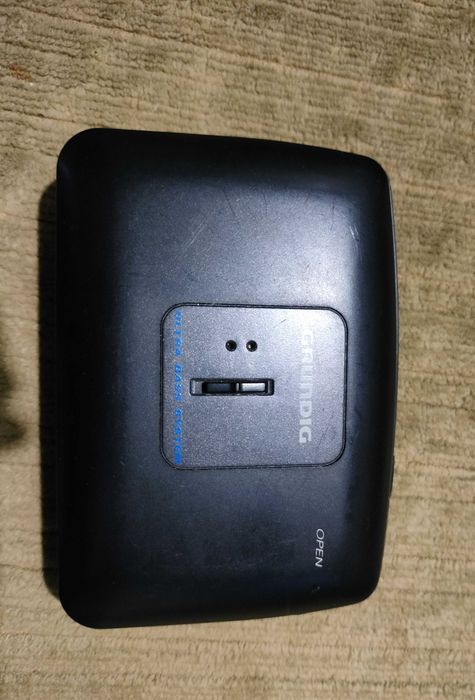grundig walkman portabil transport inclus