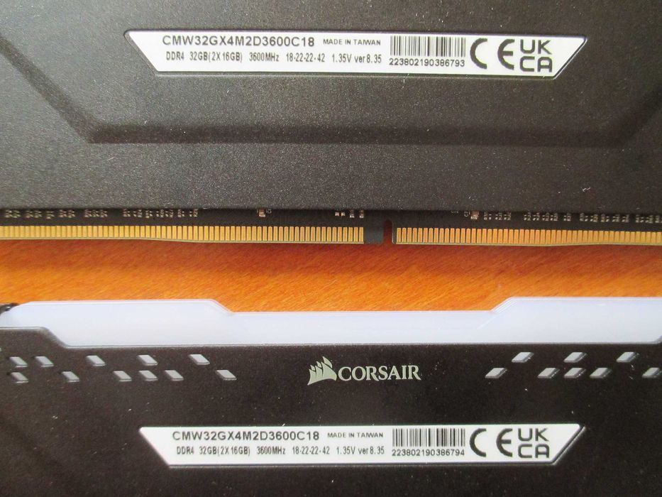 Памет Corsair VENGEANCE RGB PRO 32GB (2x16GB) DDR4 3600MT/s