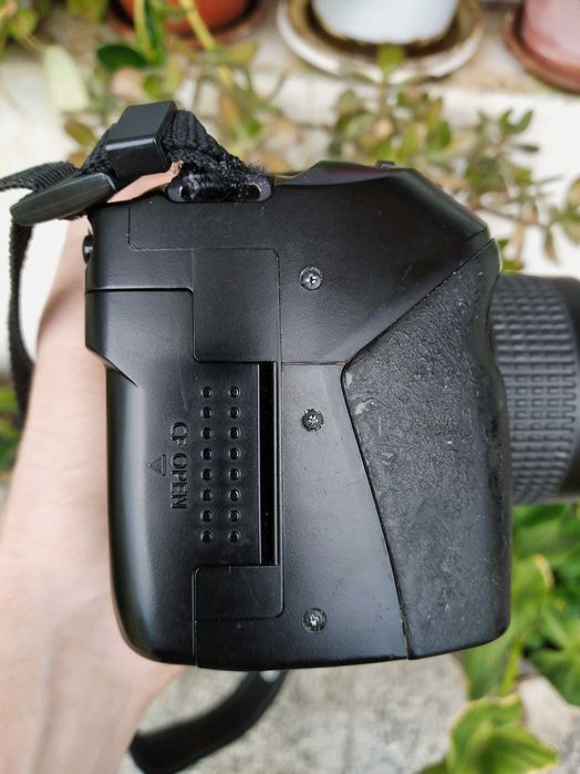 Фотоапарат Canon EOS 300D