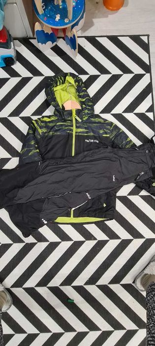 Ски екип decatlon 134-140