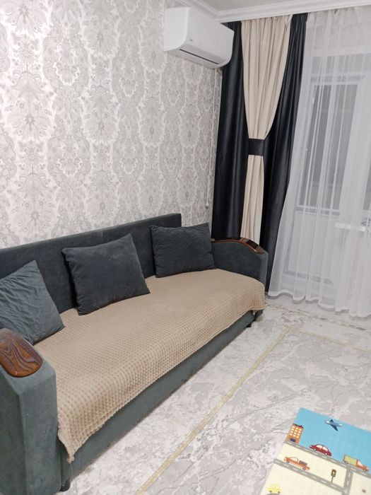 Продам срочно диван