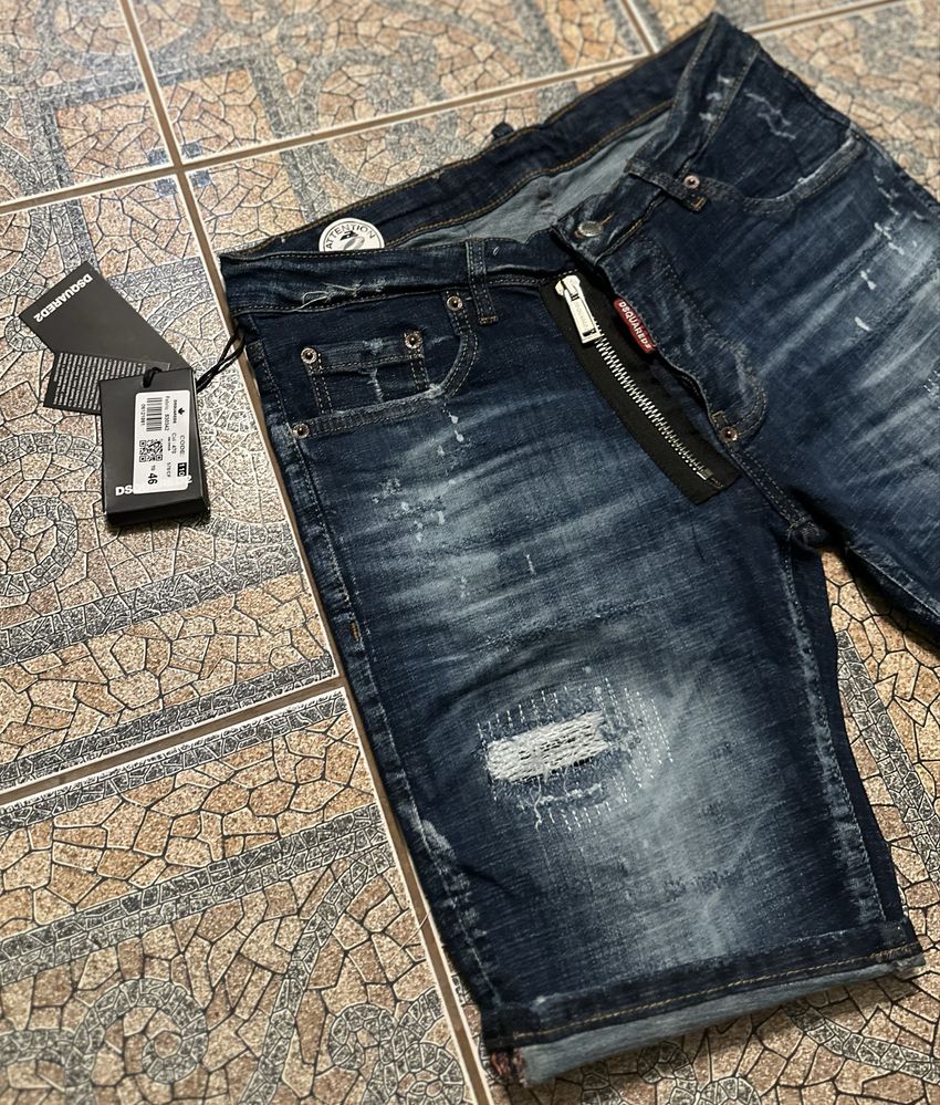 Blugi Dsquared2 scurti