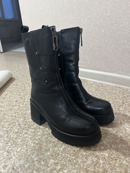 Женские зимние сапоги