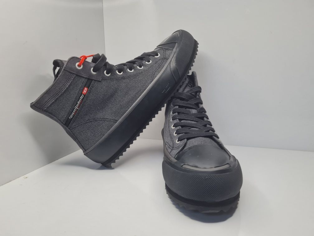 Кецове Diesel S-Principal Mid 

Чисто нови с кутия. 

Размер 37 стелка