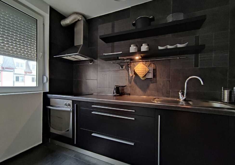 Дава се под наем Тристаен апартамент в Пловдив, Каменица 2 - 91 кв.м за 448.8 € - Снимка #3