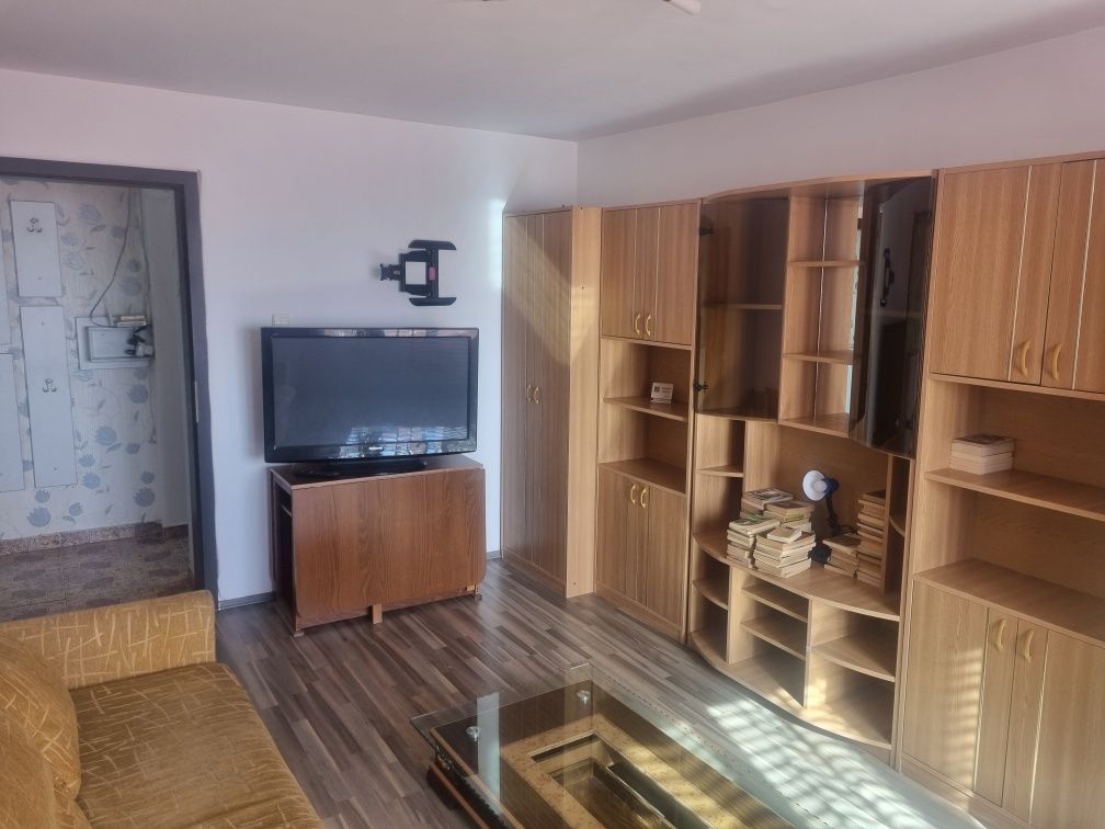 Particular vand 3 camere confort 1 pe Bd.Alexandru Vlahuță .