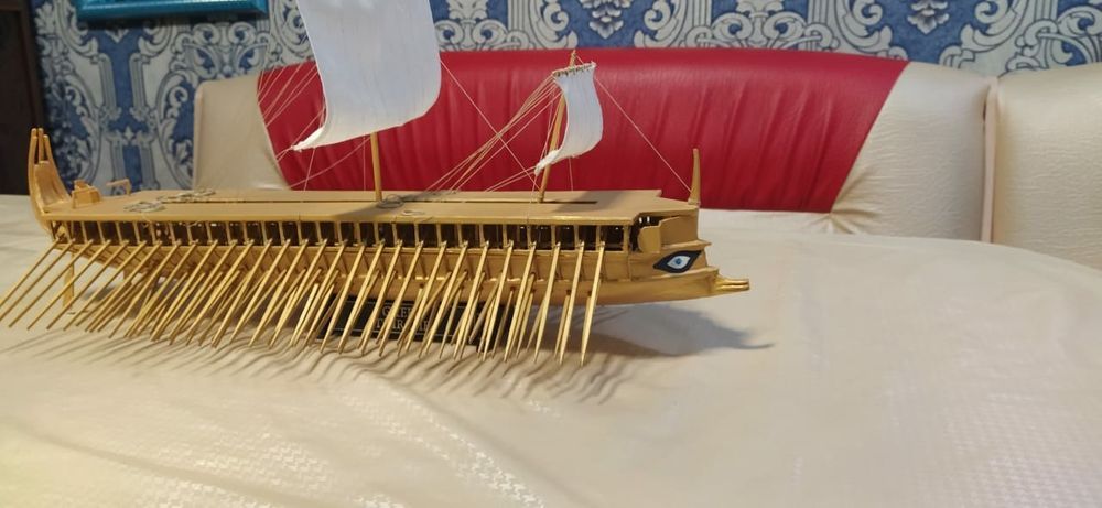 Деревянная модель корабля "GREEK TRIREME"