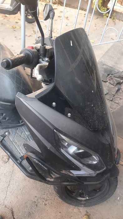 Продается скутер, требует ремонта