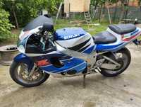 Suzuki gsx R750 srad