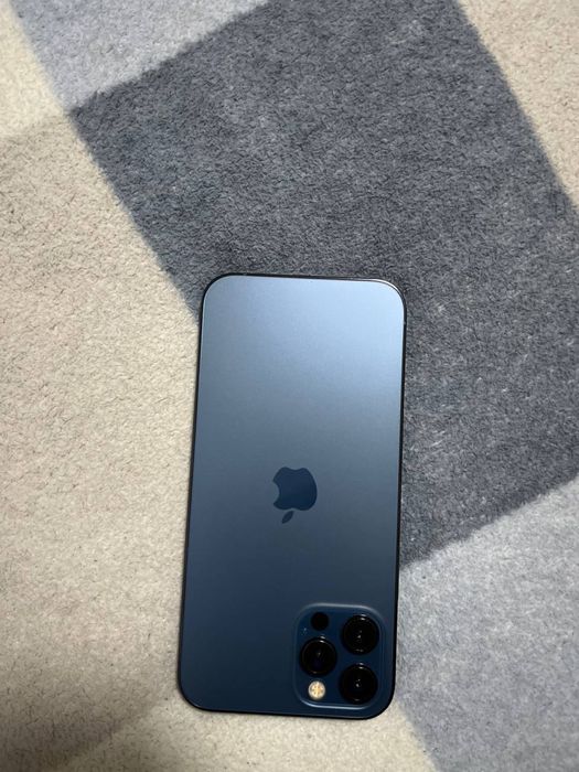 Продается Iphone 12 pro