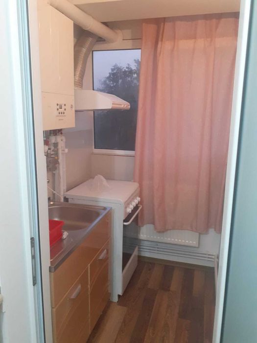 De vanzare – Garsoniera decomandata, mobilata si utilata – Micro 20