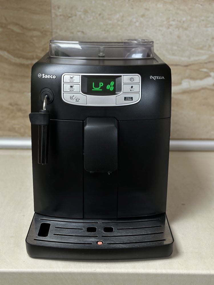 Aparat de cafea Expresor Saeco Intelia Evo