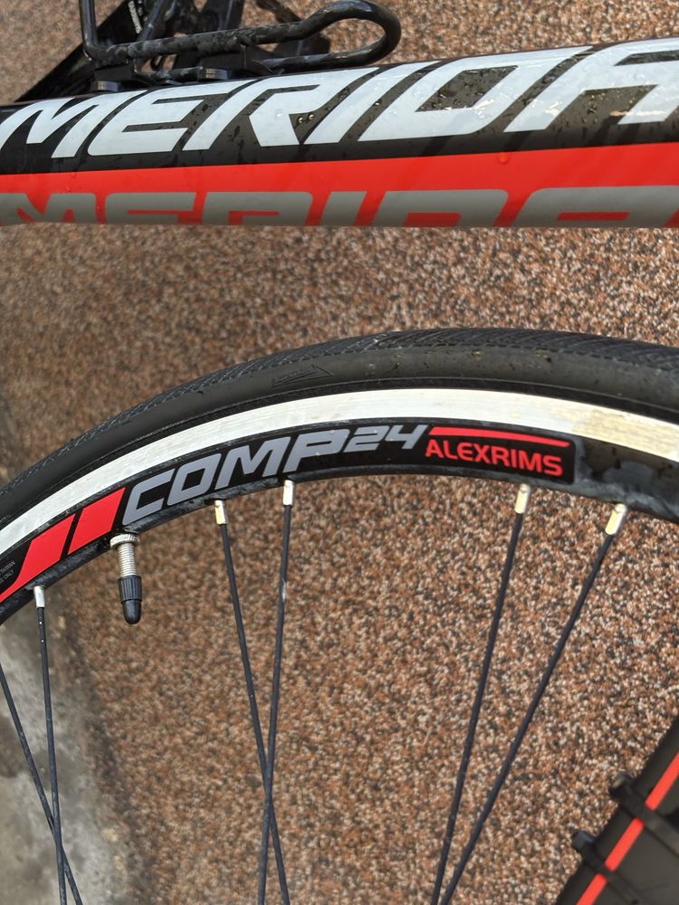 Bicicletă cursieră Merida Scultura – Shimano 105